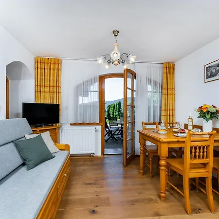 Happy Superior Gasthuis 3*