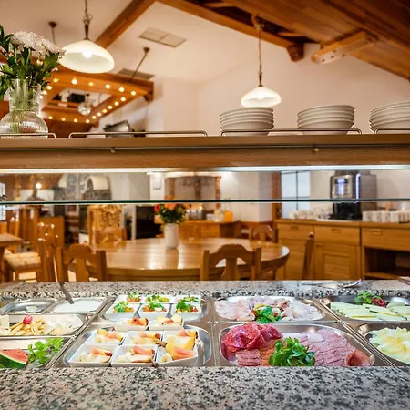 Gasthuis Happy Superior 3*